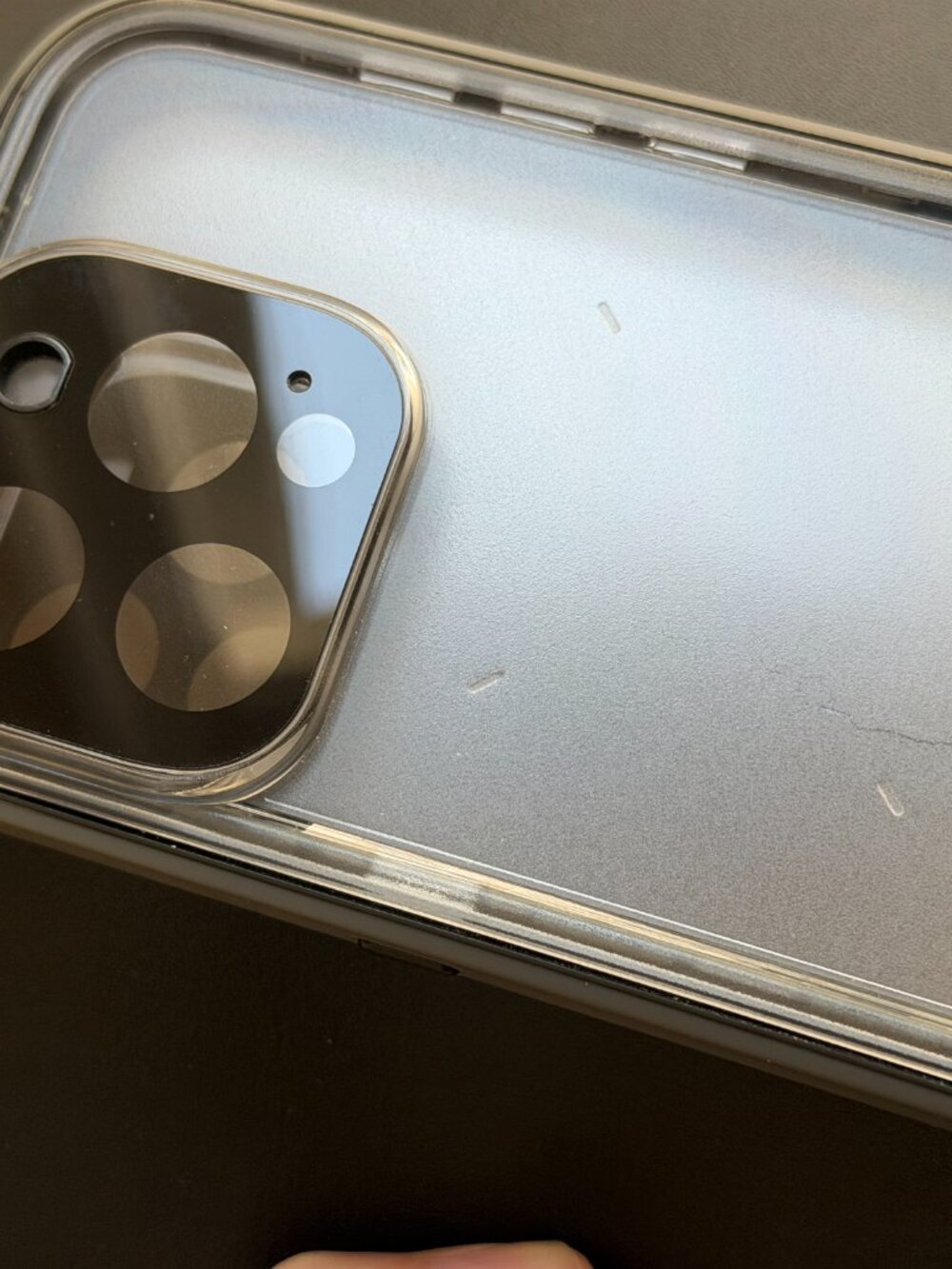 Catalyst iPhone 14 Pro Waterproof Case - Picture 12 of 15